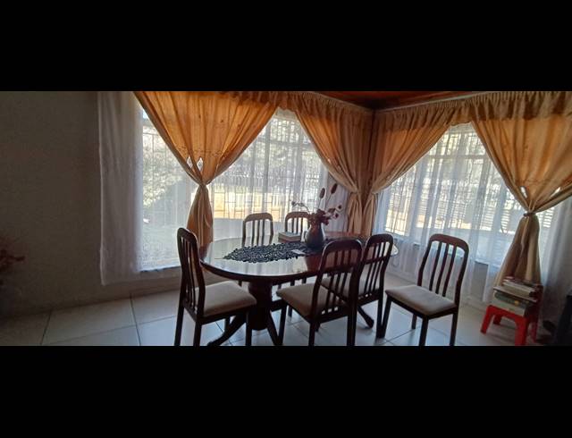 3 BEDROOM HOUSE FOR SALE IN VANDERBIJLPARK CE 5
